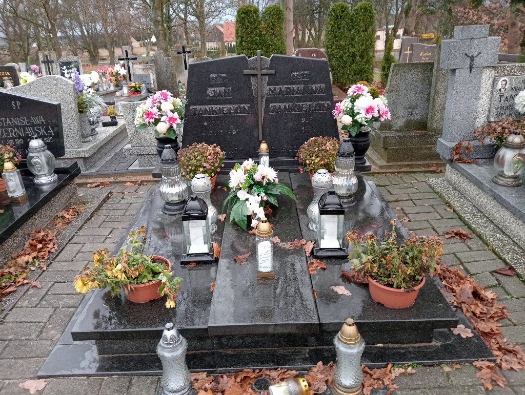 Grób Jan Tankielun